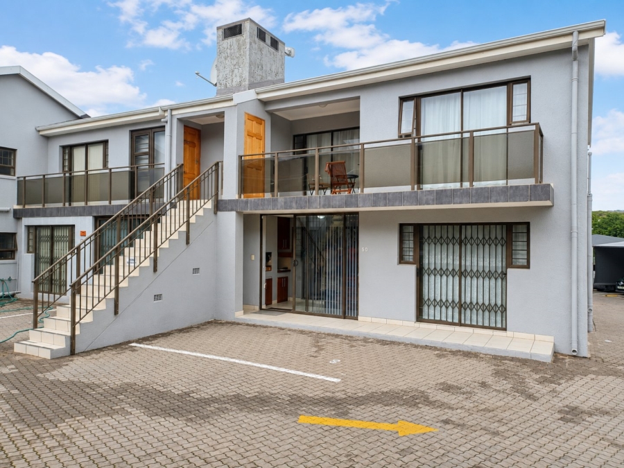 2 Bedroom Property for Sale in Hartenzicht Western Cape
